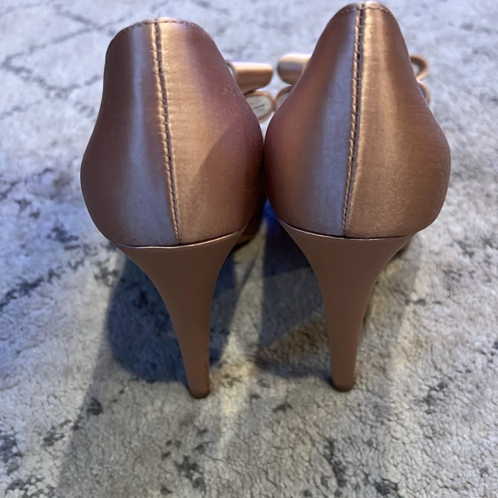 Vera Wang Light Pink Blush Satin Bow Platform HighHeels 7 1/2 Wedding - Picture 4 of 6